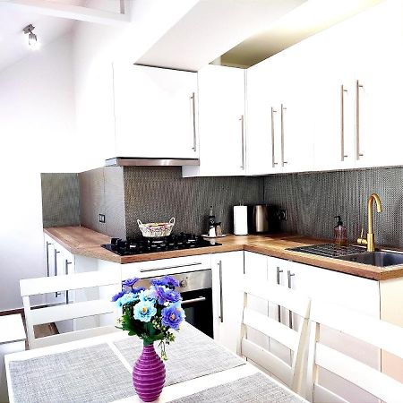 Sun Apartment Center City Кишинев Екстериор снимка