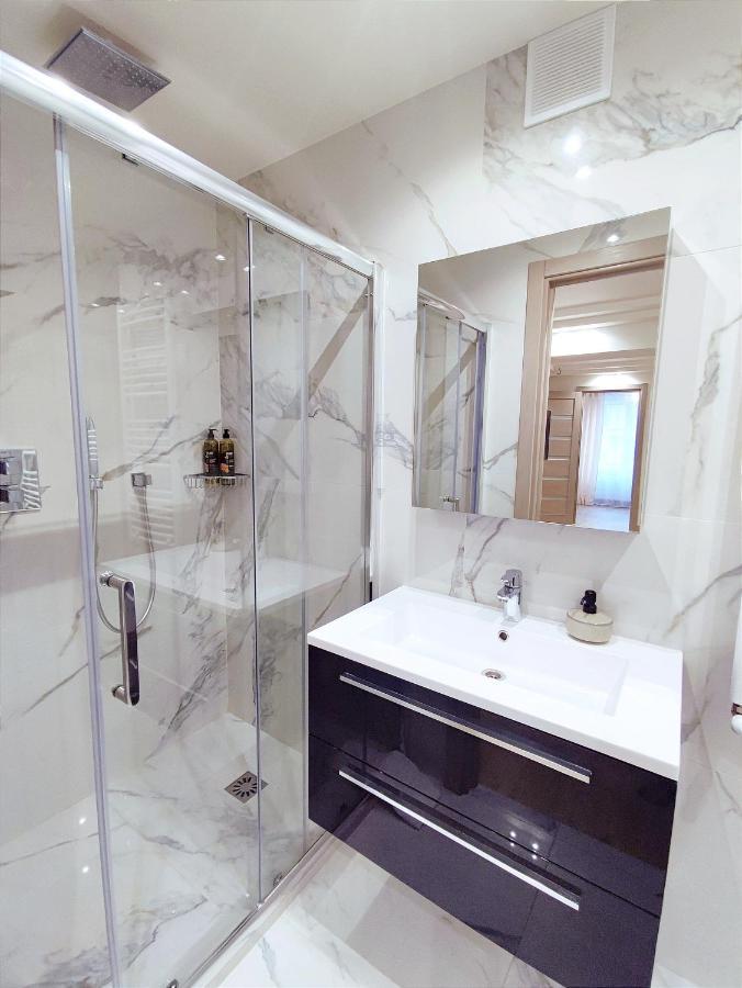 Sun Apartment Center City Кишинев Екстериор снимка